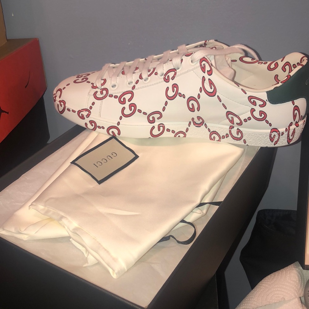 Brand new Gucci sneakers